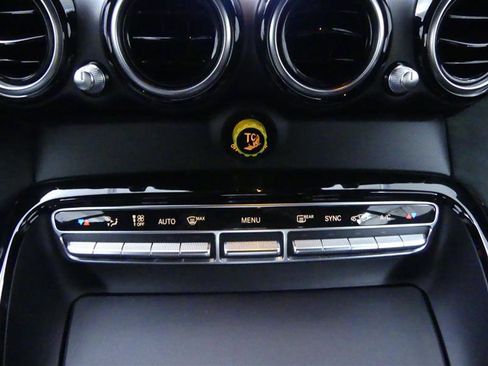Used 2018 Mercedes-Benz AMG GT R image 17