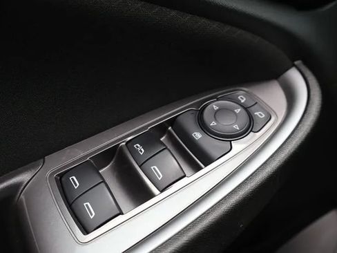 Used 2023 Chevrolet Malibu LT FWD image 21