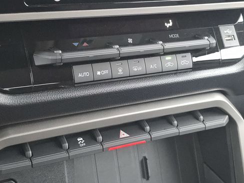 Used 2023 Toyota Tundra SR5 w/ SR5 Convenience Package image 21