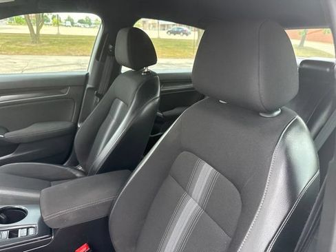Used 2022 Honda Civic Sport image 10
