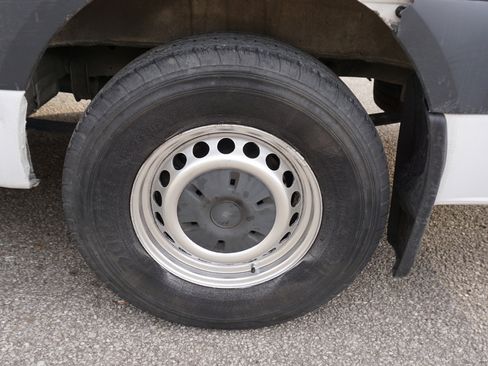 Used 2019 Freightliner Sprinter 170 image 10