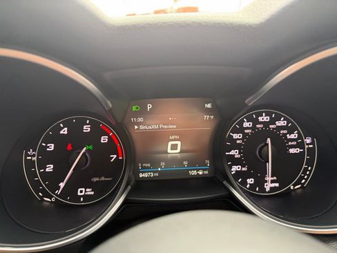 Used 2018 Alfa Romeo Stelvio Ti Sport AWD/4WD image 28
