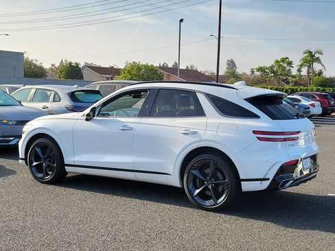 Certified 2026 Genesis GV70 3.5T Sport Prestige AWD/4WD image 29