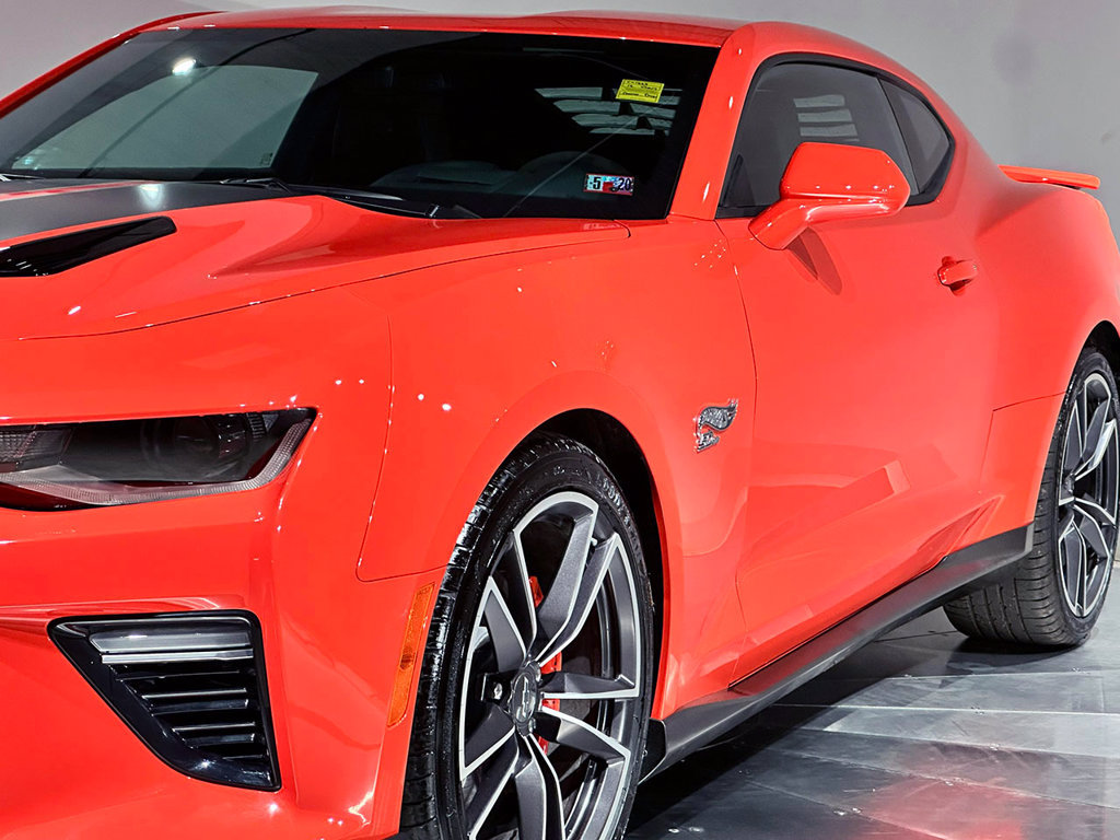 Used 2018 Chevrolet Camaro SS w/ Hot Wheels Edition RWD image 20