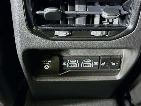 Used 2022 Jeep Grand Cherokee Overland image 39