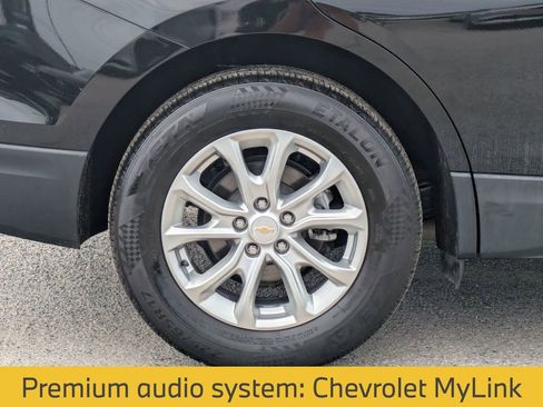 Used 2019 Chevrolet Equinox LS FWD image 12