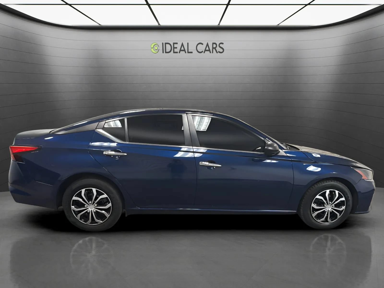 Used 2024 Nissan Altima 2.5 S FWD image 4