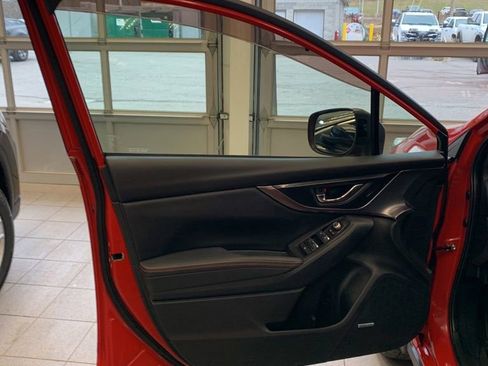 Used 2020 Subaru Crosstrek 2.0i Limited w/ Moonroof Package w/Navigation image 12