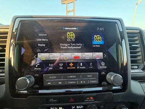 Used 2024 Nissan Frontier PRO-4X w/ Technology Package AWD/4WD image 43