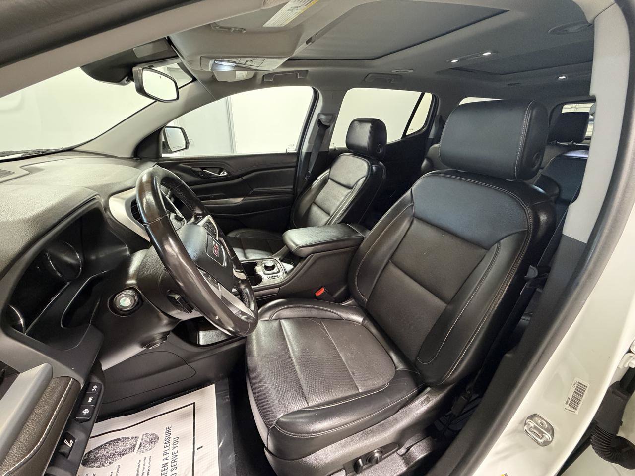 Used 2022 GMC Acadia SLT w/ Technology Package FWD image 22