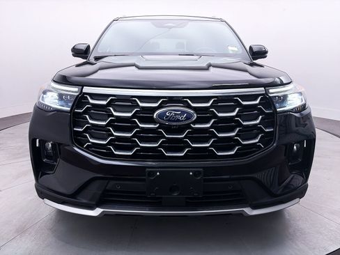 Used 2025 Ford Explorer Platinum w/ LUX Leather Package AWD/4WD image 13