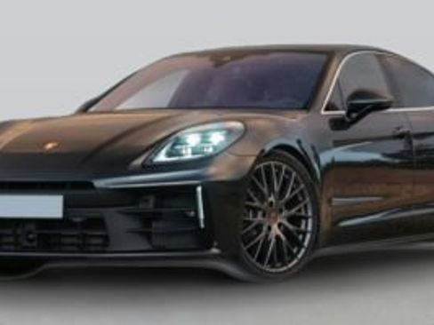 New 2026 Porsche Panamera image 1