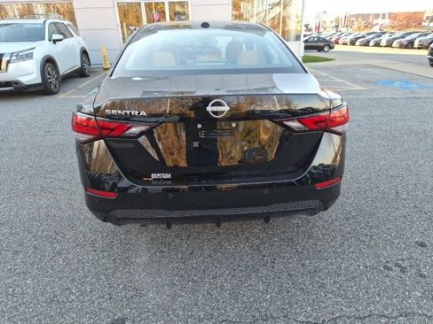 New 2025 Nissan Sentra SV w/ SV Premium Package image 7