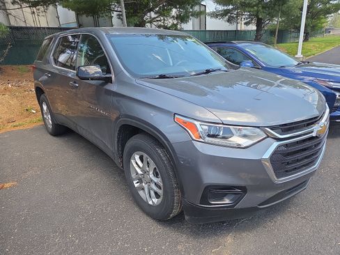 Used 2021 Chevrolet Traverse LS AWD/4WD image 1