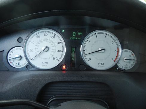 Used 2007 Chrysler 300 C RWD image 3