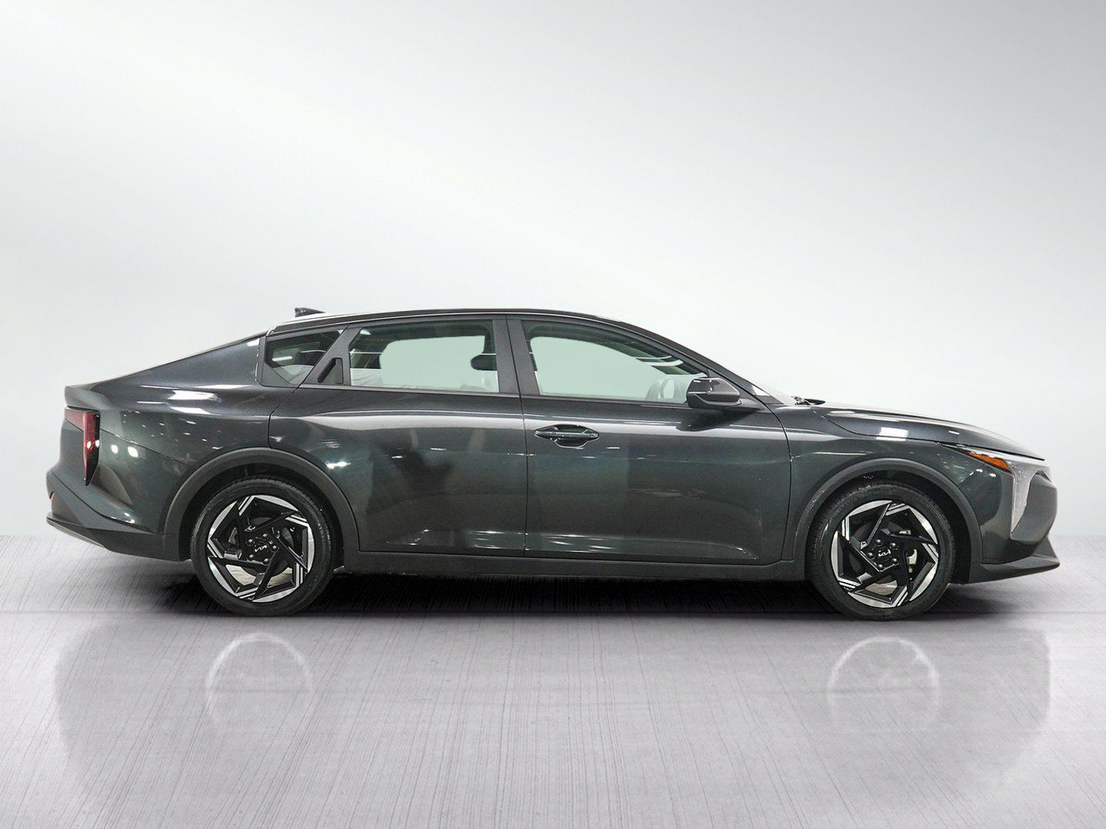Used 2025 Kia K4 EX FWD image 6