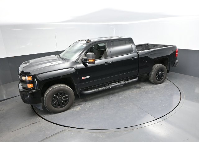 Used 2017 Chevrolet Silverado 2500 LTZ w/ Midnight Edition AWD/4WD image 40