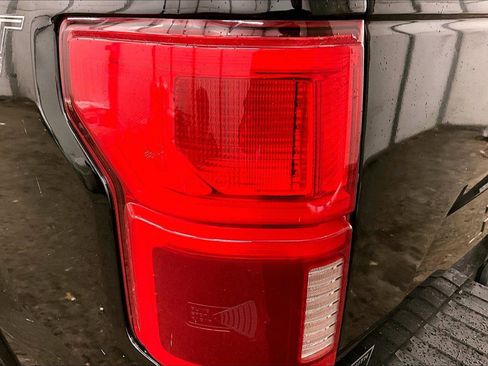 Used 2018 Ford F150 Lariat w/ Equipment Group 502A Luxury image 29