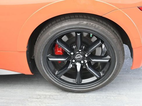 Used 2024 Nissan Z Performance w/ Heritage Edition RWD image 17