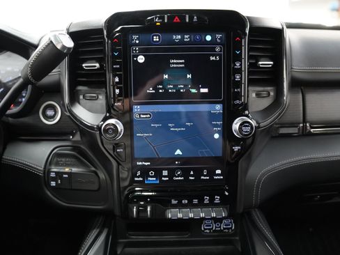 Certified 2024 RAM 2500 Limited image 24