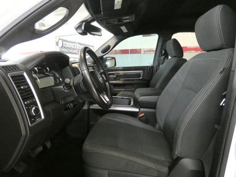 Used 2021 RAM 1500 Classic Warlock AWD/4WD image 10