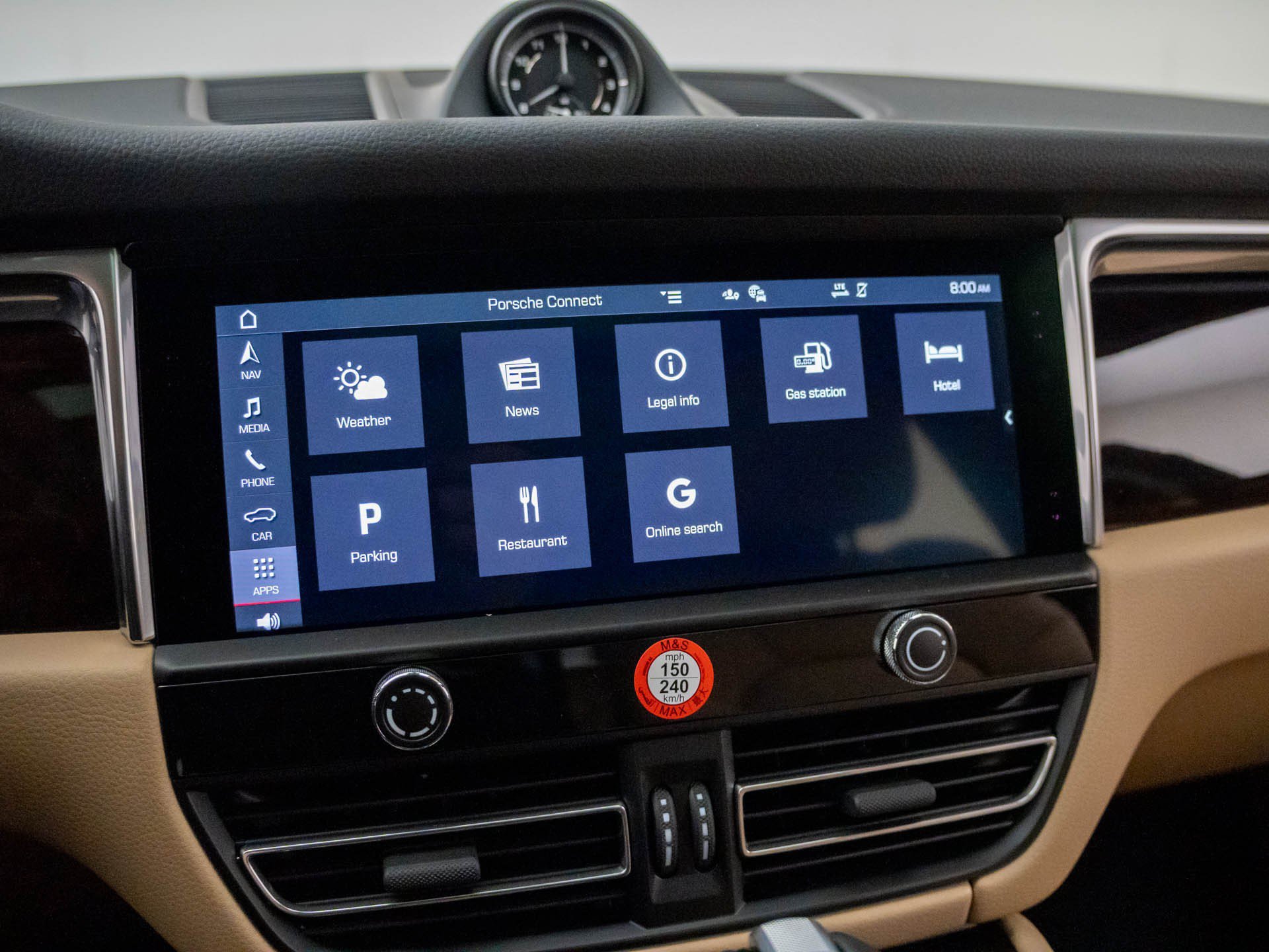 Certified 2026 Porsche Macan AWD/4WD image 25