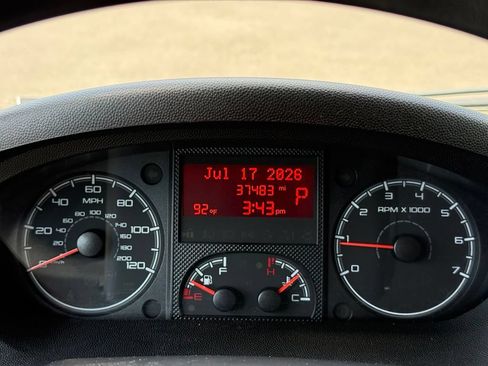 Used 2021 RAM ProMaster 2500 w/ Premium Appearance Group FWD image 10