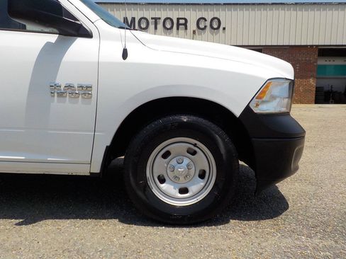 Used 2017 RAM 1500 Tradesman w/ Power & Remote Entry Group RWD image 10