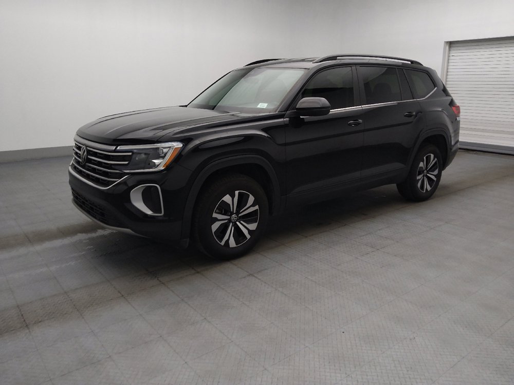 Used 2024 Volkswagen Atlas SE FWD image 2