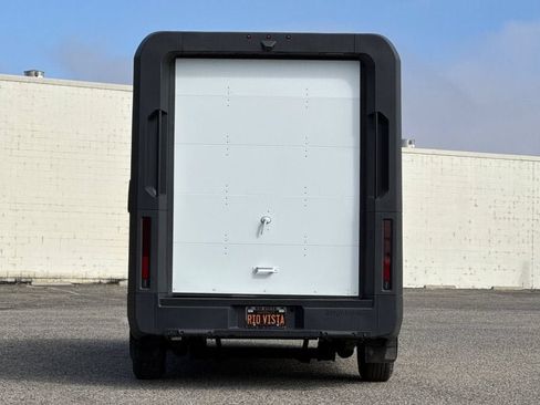 New 2025 Chevrolet Brightdrop 400 FWD image 5