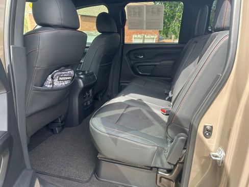 Used 2021 Nissan Titan PRO-4X AWD/4WD image 19