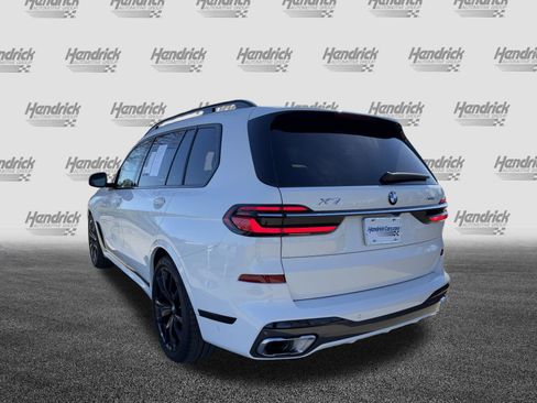 Certified 2025 BMW X7 xDrive40i w/ M Sport Package image 8