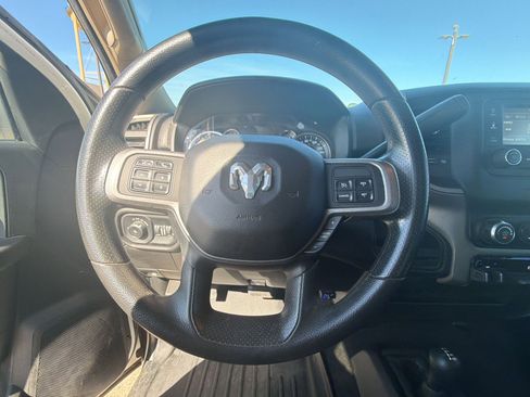 Used 2019 RAM 3500 Tradesman image 16