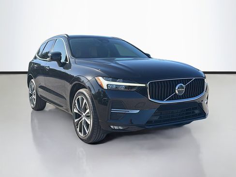 Used 2022 Volvo XC60 B5 Momentum image 7