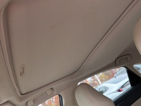 Used 2019 Toyota Avalon XLE image 20