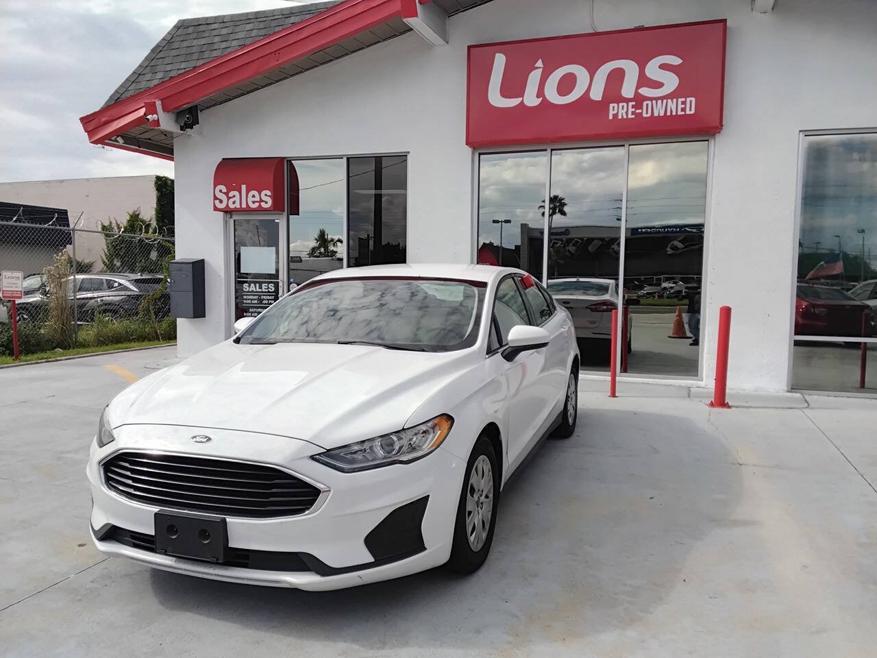 Used 2020 Ford Fusion S FWD image 1