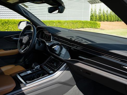 Certified 2024 Audi RS Q8 AWD/4WD image 44