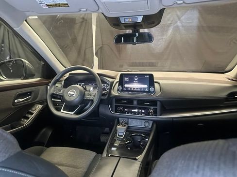 Used 2023 Nissan Rogue SV FWD image 20