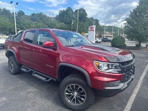 Used 2022 Chevrolet Colorado ZR2 AWD/4WD image 2