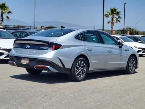 New 2026 Hyundai Sonata Blue FWD image 4