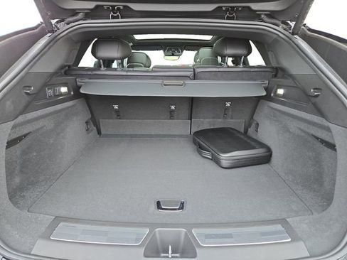 New 2026 Cadillac Lyriq V w/ Exterior Carbon Fiber Package image 37