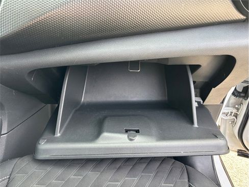 Used 2023 Nissan Kicks SV image 39