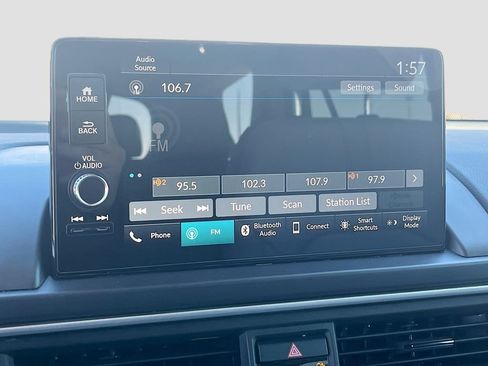 Used 2025 Honda Pilot EX-L image 14