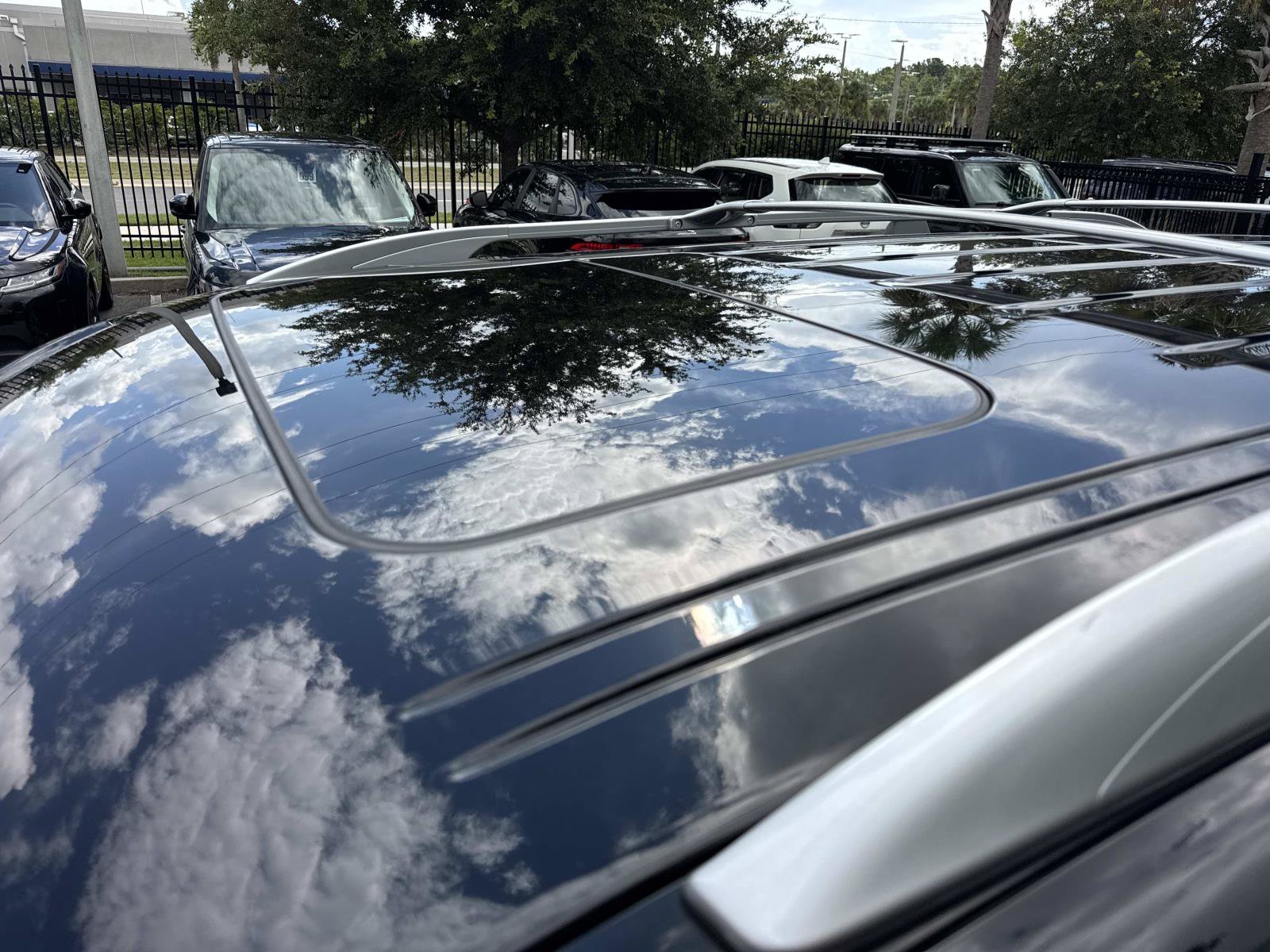 Used 2022 INFINITI QX80 Sensory w/ Cargo Package RWD image 36
