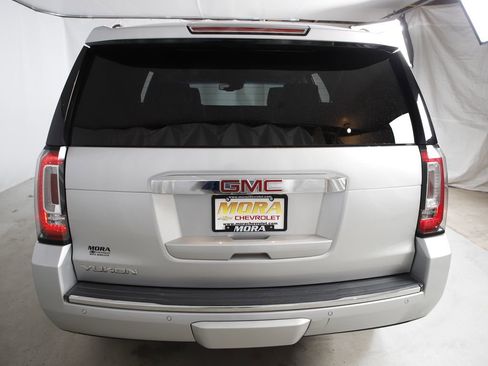 Used 2018 GMC Yukon Denali AWD/4WD image 4