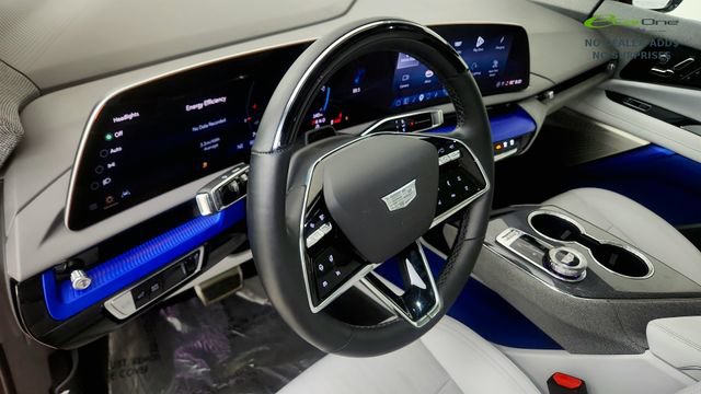 Used 2025 Cadillac Optiq Sport 2 AWD/4WD image 48