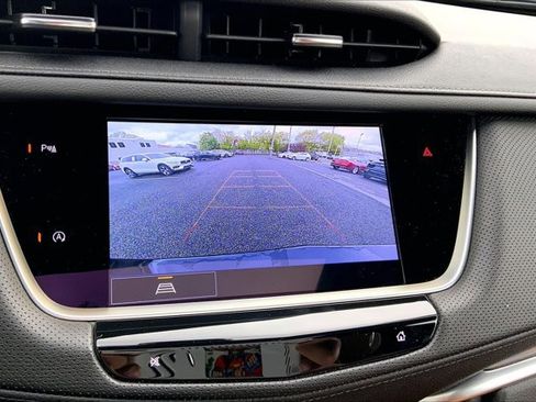 Used 2022 Cadillac XT5 Premium Luxury AWD/4WD image 21