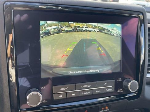 Used 2024 Nissan Frontier SV w/ SV Convenience Package image 20
