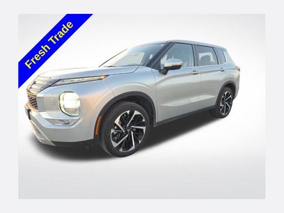 Used 2023 Mitsubishi Outlander SE