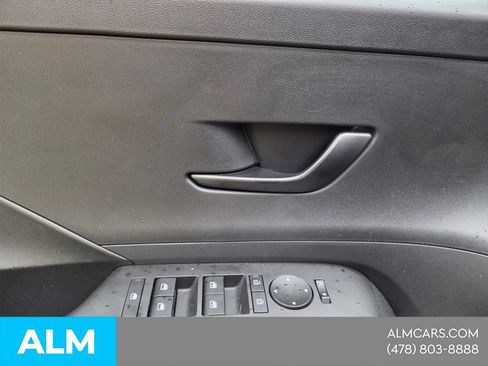Used 2026 Hyundai Kona SEL Sport FWD image 27